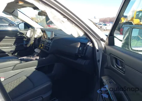 2025 Nissan Pathfinder S 4Wd z USA, uszkodzony, nr VIN 5N1DR3AC0SC299374